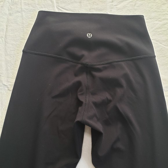 Lululemon Align II Tight Leggings 25” 7/8 length - Black - Sizes 2 &4 - Picture 10 of 13